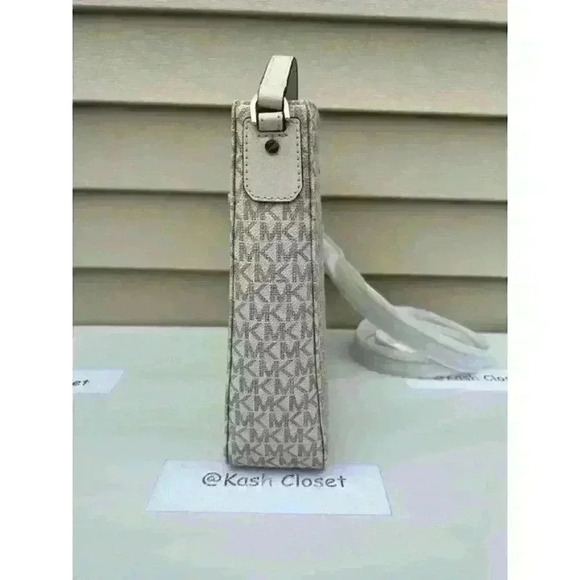 Michael Kors Crossbody Messenger Bag MK Signature Large JetSet Xbody Light Cream - Picture 3 of 10